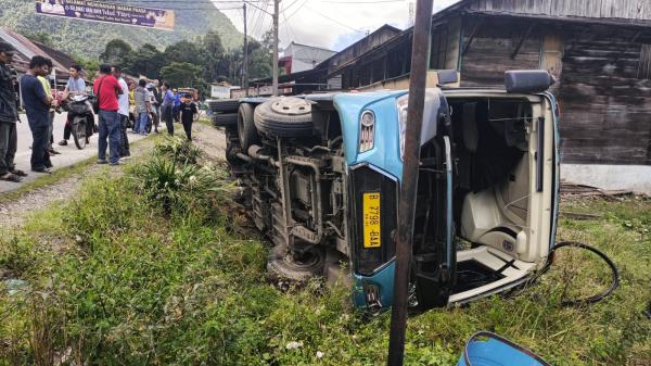 Kecelakaan Hari Ini, Bus Pariwisata Big Bird Tabrak Pejalan Kaki di Toba, 2 Orang Meninggal Dunia