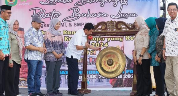 Sekretaris Daerah Kota Palopo Buka Lomba Dongeng dan Pidato Bahasa Luwu