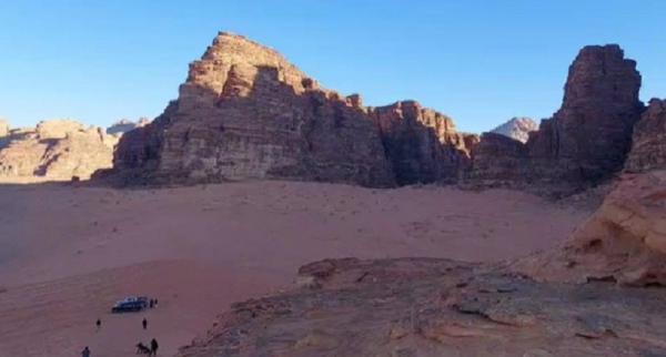 Sensasi Berpetualang di Gurun Pasir Wadi Rum Yordania
