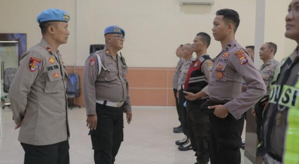 Propam Polda Jatim Gelar Inspeksi Mendadak di Polres Jombang, Senpi dan Tes Urine Jadi Targetnya?