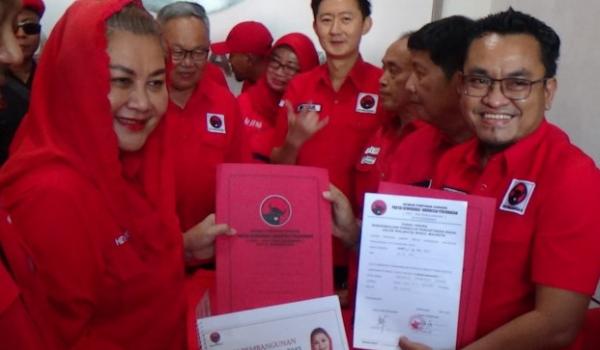 Serius Majukan Semarang, Mbak Ita Kembalikan Formulir Pendaftaran Pilwalkot