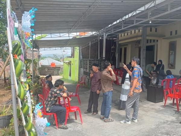 Suasana Rumah Duka Keluarga Pilot Korban Pesawat Jatuh di Tangsel, Jenazah Dimakamkan di Semarang