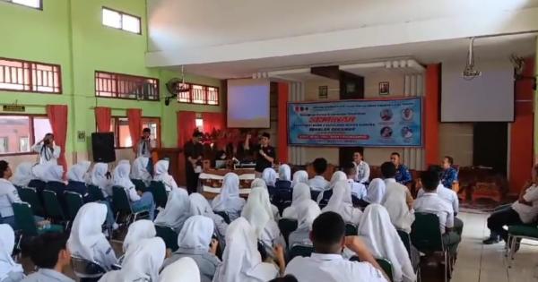 Gandeng BNN, Persatuan Pemuda Jawa Tengah Gelar Sosialisasi Bahaya Narkotika di Pelajar Karanganyar