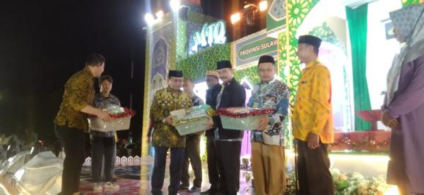 Mencetak Generasi Emas, Santri dan Santriwati H. Zainal Abidin Juara 1 dan 3 di MTQ Pasangkayu