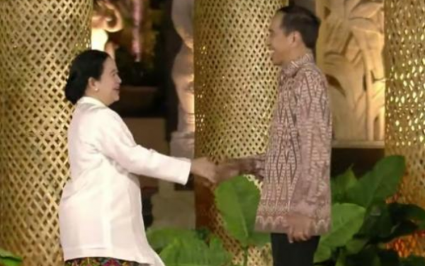 Puan Bertemu Jokowi di Bali, PDIP: Suka Tidak Suka Beliau Berdua Lambang Kita Bersama