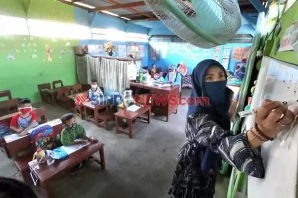 74 Persen Guru Honorer Memiliki Penghasilan di Bawah Rp2 juta per Bulan