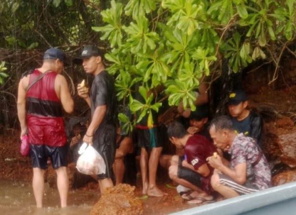Miris! Belasan Pekerja Migran Ilegal asal Indonesia Diturunkan di Tengah Laut