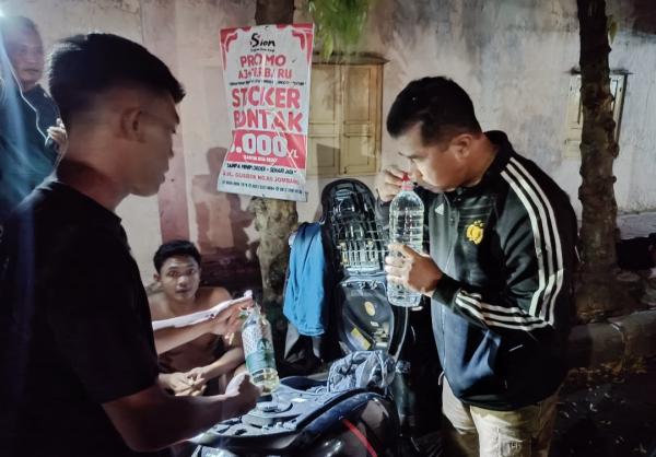 Gelar Operasi Kejahatan Jalanan di Jombang, Polisi Ringkus 14 Remaja dan Minuman Keras