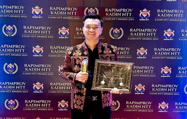 Randy Fransisco Raih Penghargaan KADIN NTT Awards 2024 atas Kontribusi di Sektor Penjualan Properti