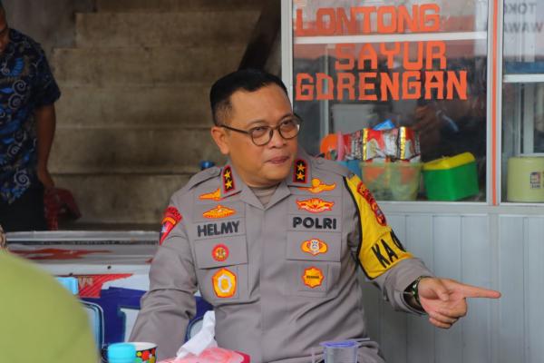 Kapolda Lampung Apresiasi Kinerja Bhabinkamtibmas dan Sopir Travel dalam Penangkapan Napi Anak AEA