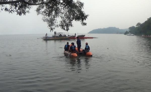Pulang Sekolah 4 Pelajar SMKN 1 Purwakarta Renang di Waduk Jatiluhur, 1 Tenggelam