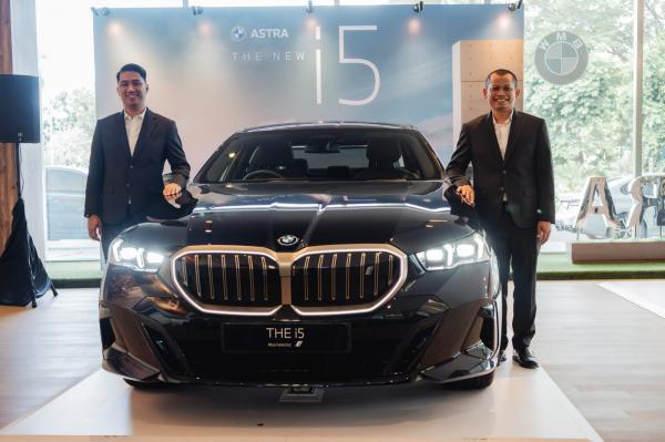 Mobil Listrik BMW i5 Dibanderol Rp2,22 Miliar, Baru Mengaspal di Jawa Timur
