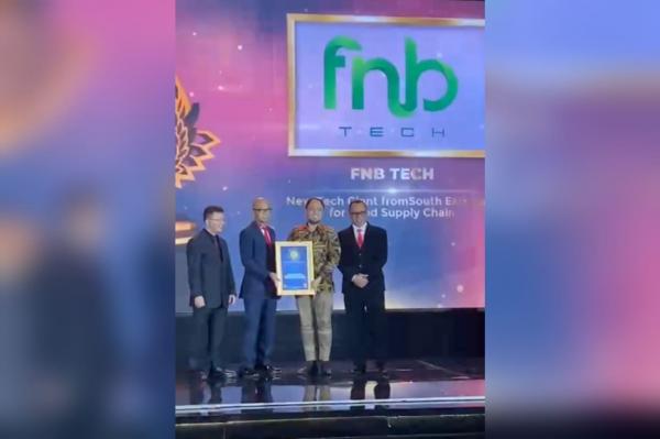FnB Tech Raih Penghargaan New Tech Giant From South East Asia For Food Suply Chain