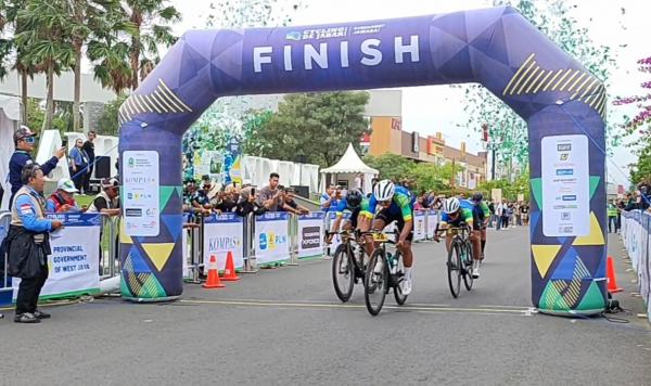 Event Cycling De Jabar, Finish di Pangandaran