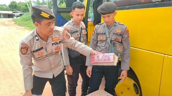 Polisi Sita Ribuan Bungkus Rokok Tanpa Cukai di Tanjung Kalian Mentok
