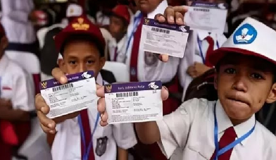 Tak Dapat PIP Kemdikbud? Siswa Sekolah Masih Bisa Dapat Bansos PKH! Cek NIK Anda Sekarang