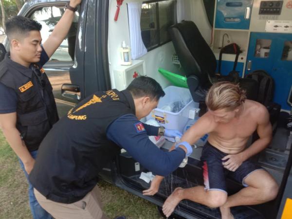 Atlet Surfing WSL Krui Pro Terluka Akibat Sabetan Sirip Ikan