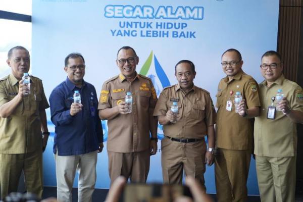 Wali Kota Helldy Luncurkan Air Minum Ci Legon di HUT ke-22 Perumda Cilegon Mandiri