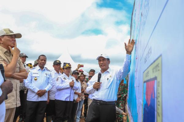 Percepat Pengembangan Merauke Jadi Lumbung Pangan, Mentan Maksimalkan Penggunaan Sistim Mekanisasi