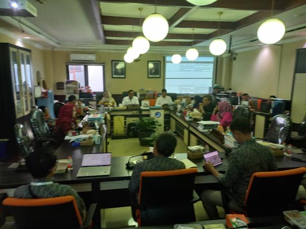 Rapat Pansus Perubahan Bentuk Hukum PDAM Surya Sembada Dinamis, Ada Pemikiran Beda Dari Legislator