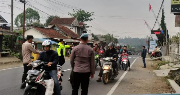 Polsek Cisurupan Razia Sejumlah Pengendara Motor Berknalpot Tidak Sesuai Spesifikasi