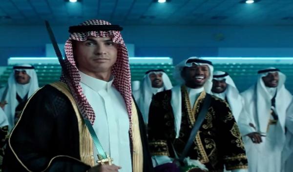 Kisah Cristiano Ronaldo Hafal Surah Al-Fatihah gegara Nyaman Dengar Lantunan Al-Quran Mesut Ozil