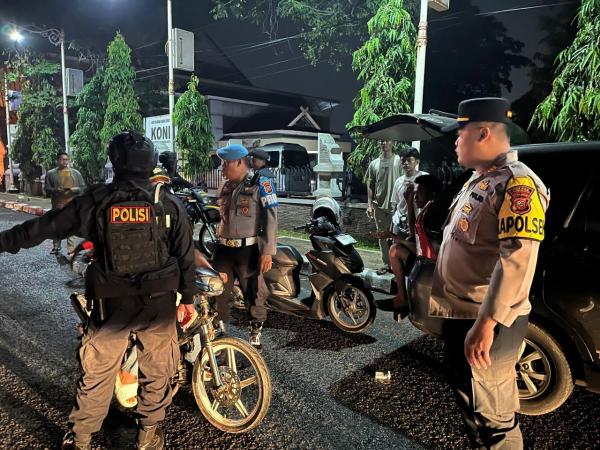 Ciptakan Keamanan di Masyarakat, TNI dan Polri di Purwakarta Intensifkan Patroli