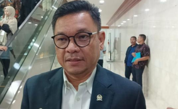 Gerindra Beri Tiket Pilkada Jakarta ke Ridwan Kamil, Begini Respons Golkar