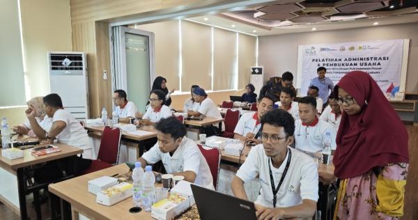 PLN UBP Banten 2 Labuan Bangkitkan Ekonomi Masyarakat Melalui Pelatihan Administrasi dan Buka Usaha