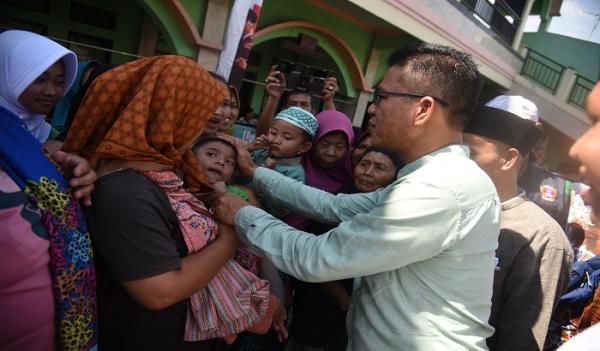 Jumat Keliling ke-97, Bupati Bandung Santuni Anak Yatim di Desa Tanjungwangi
