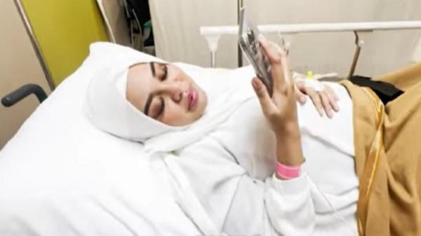 Aurel Hermansyah Dilarikan ke Rumah Sakit jelang Berangkat Haji, Sakit Apa?
