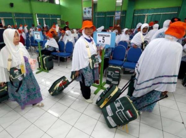 Kloter 106 Akhiri Pemberangkatan Jemaah Haji Embarkasi Surabaya ke Tanah Suci