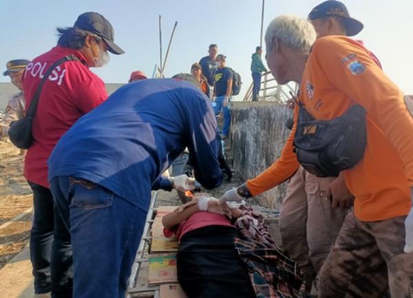 Nelayan Tambaklorok Semarang Dihebohkan Atas Temuan Seorang Wanita Tewas di Dekat Dermaga