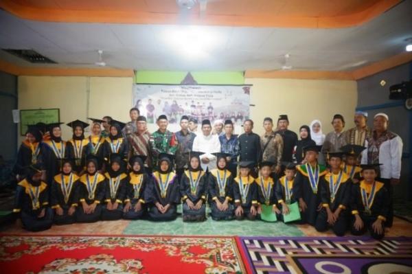 Satgas Yonzipur 5/ABW Hadiri Wisuda Santri Taman Baca Al-Qur'an Nurul Huda