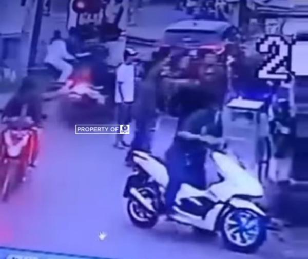 Viral! Pengeroyokan Seorang Pemuda di Cicalengka Bandung Terekam CCTV