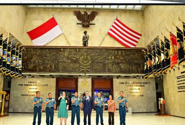 TNI AL Terima Kunjungan Kehormatan Duta Besar Chili untuk Indonesia