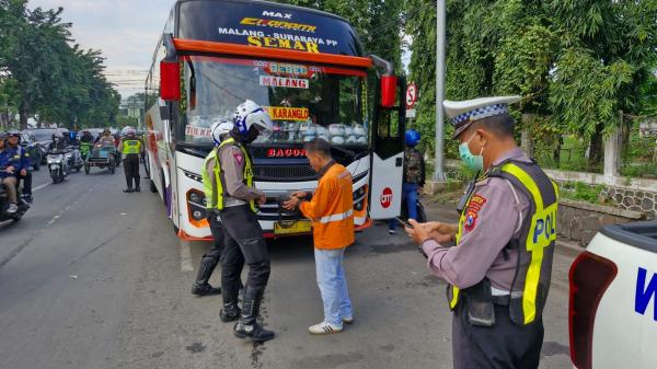 Otoritas Purabaya Siap Tindak Tegas PO Bus Nakal Turunkan Penumpang di Luar Terminal
