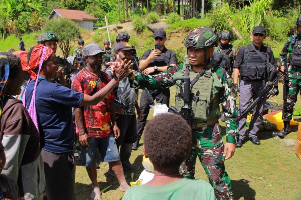Pastikan Keamanan dan Kelancaran Pelayanan Dasar Bagi Warga, Pangkogabwilhan III Tinjau Hameyo