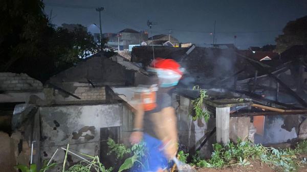 Tiga Rumah Hangus Terbakar di Cilaku, 11 Jiwa Harus Mengungsi