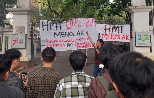 Demo di Balai Kota Bandung, HMI Unisba Nilai Tapera Menyengsarakan Rakyat