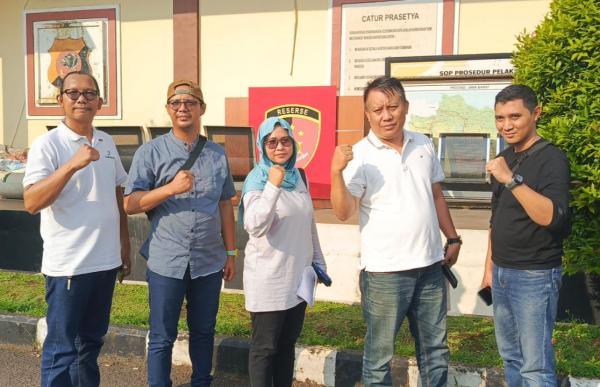 Nama Baik Tercemar, Nay Nur'ain dan Chaerudin Laporkan Warga ke Polres Bogor
