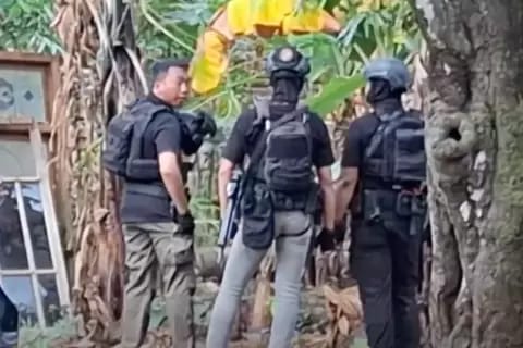 Densus 88 Tangkap Penjual Bubur Sumsum di Cikampek, Diduga Teroris