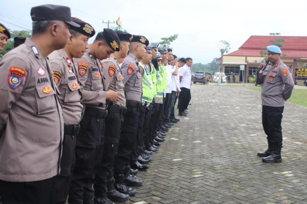 Ratusan Personel Polres Pringsewu Siaga Amankan Perayaan Idul Adha: Keamanan dan Ketertiban