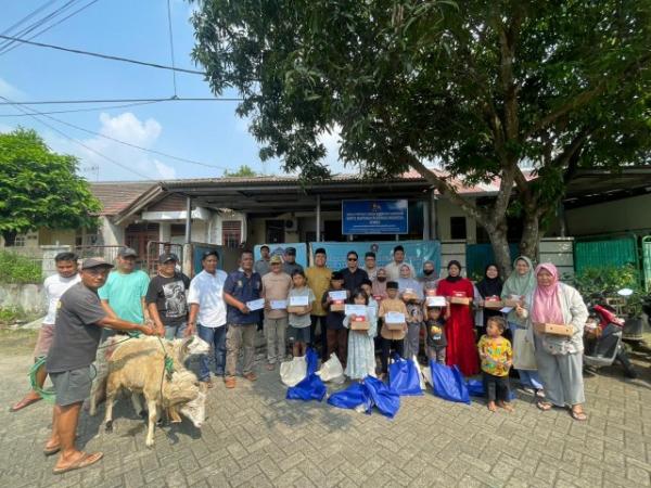 DPC KWRI Kabupaten Tangerang Salurkan Hewan Kurban, Sembako dan Santunan Anak Yatim Piatu