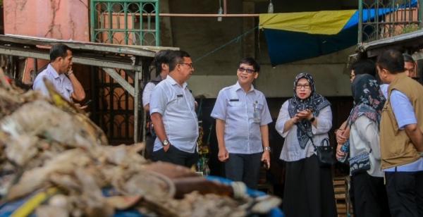 Tinjau Timbunan Sampah di TPS Pasar Baru Bogor, Sekda Syarifah Sofiah: Akan Kita Selesaikan Segera