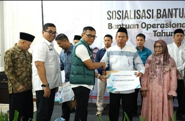 Pemkot Bogor Gelontorkan Dana BOS Madrasah Rp 5,3 Miliar, Pj Wali Kota Tekankan Soal Tata Kelola