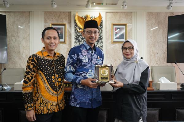 Sekretariat DPRD Jabar Terima Kunker DPRD Jambi dan Kabupaten Cirebon