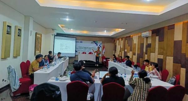 ICW dan Bengkel APPek Bekali Komunitas Warga untuk Siap Melakukan Pemantauan di Kota Kupang