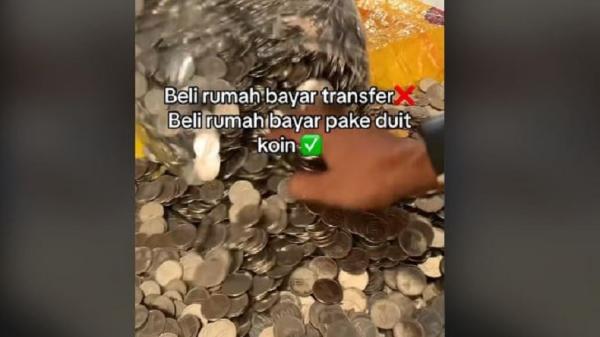 Wanita Ini Beli Rumah dengan Uang Koin Senilai Rp46 Juta, Hasil Nabung 3 Tahun di Galon Air Mineral