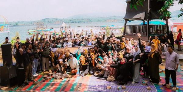 Halal Bihalal Relawan Gerakan KITA Dihadiri Calon Bupati Kuningan Dr Alfan Syafi'i